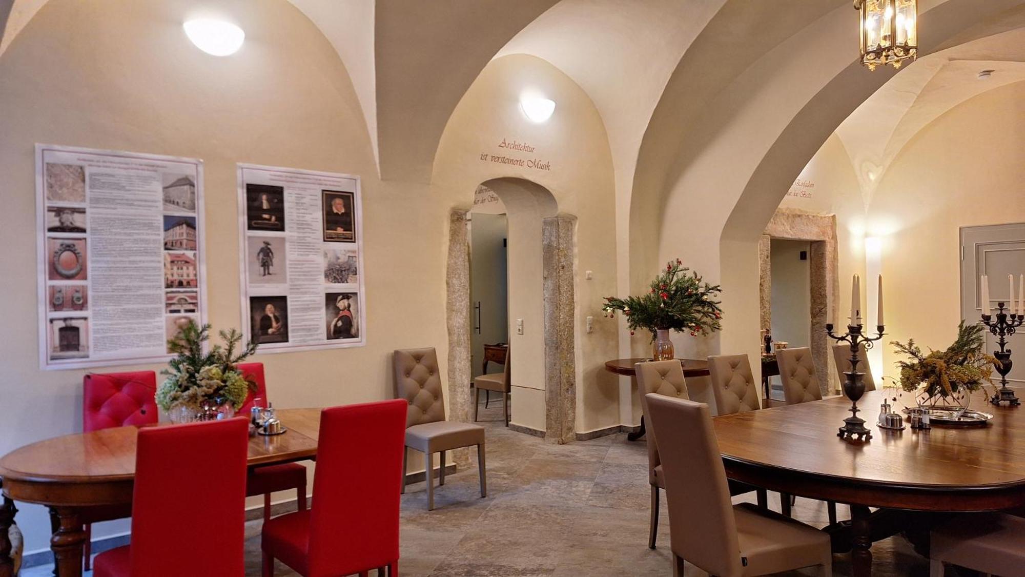 Stadtpalais Bellevue-Suite 3- Zimmer- Maisonettewohnung Mit Dachterrasse Maximal 4 Personen 包岑 外观 照片